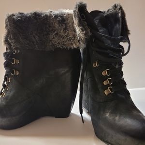 Faux fur trimmed Leather black fashion booties